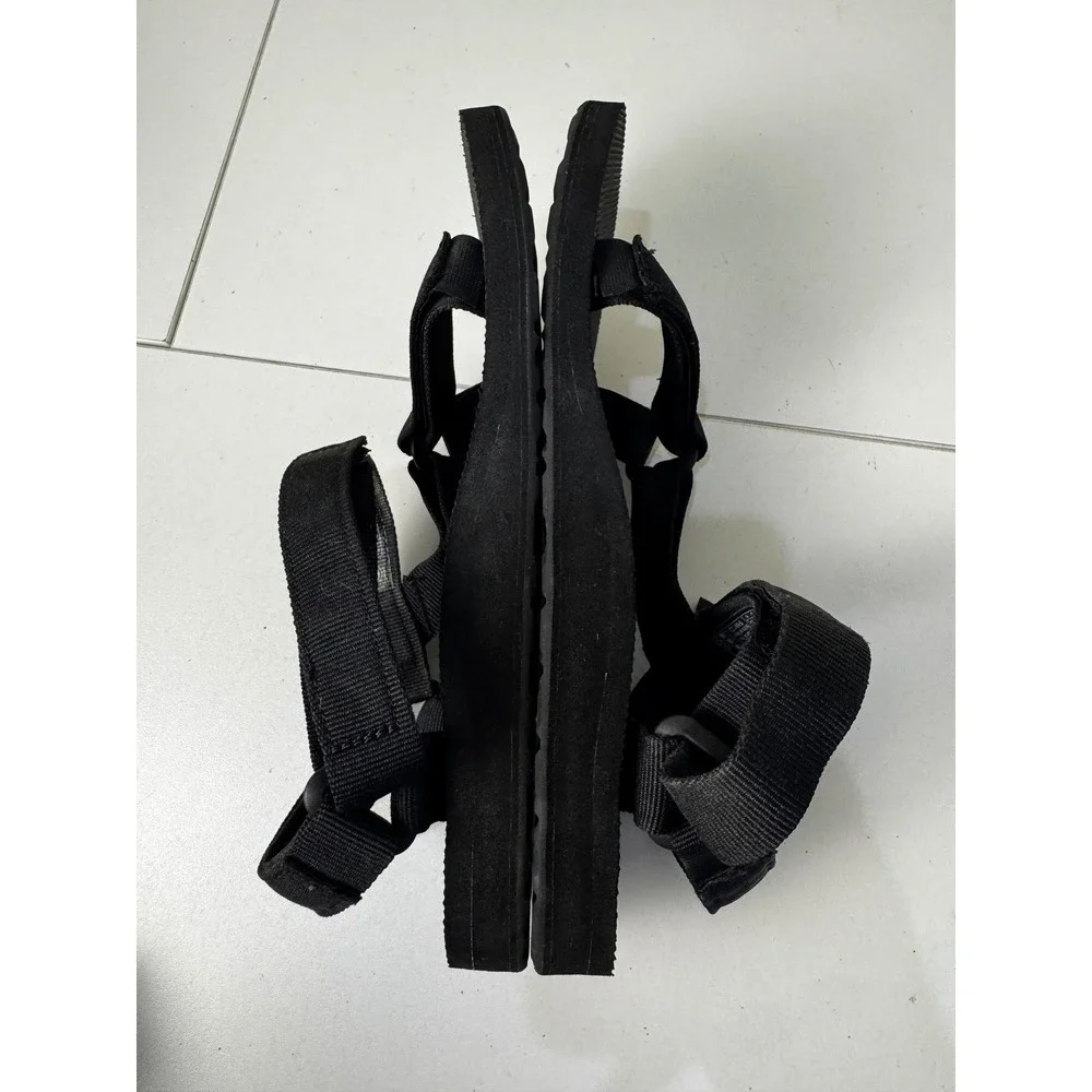 Teva Original Universal Kids Size 8 Black Strappy Sandals Hiking Outdoor‎